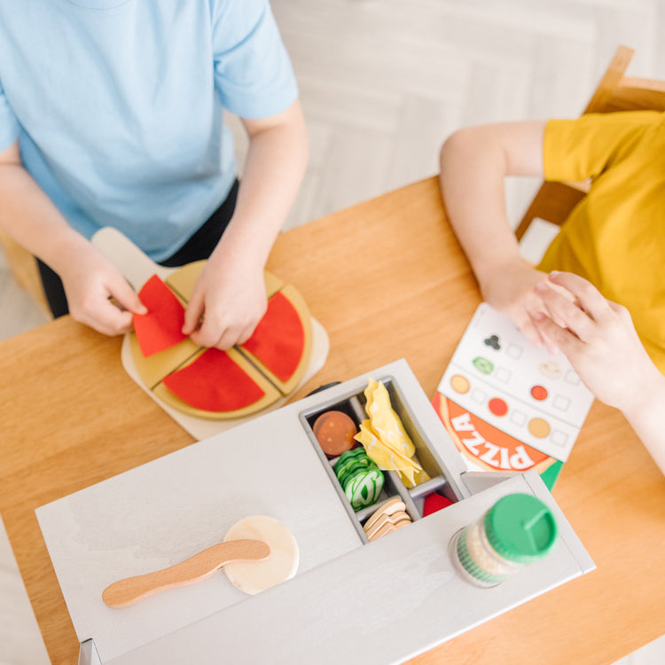 Top & Bake Pizza Counter - Wooden Play Food