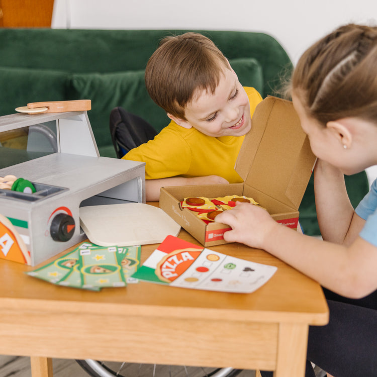 Top & Bake Pizza Counter - Wooden Play Food